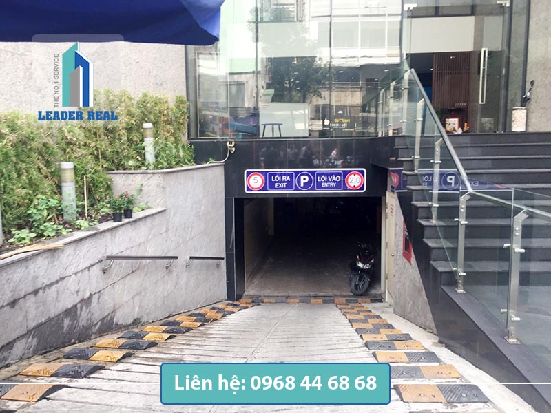 Lối vào hầm giữ xe văn phòng cho thuê VVA tower quận 1 Lối vào hầm giữ xe văn phòng cho thuê VVA tower quận 1