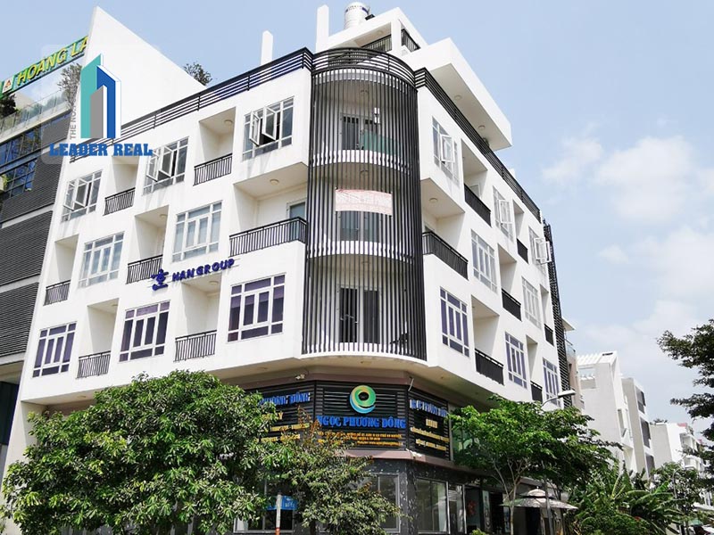 Tòa nhà Titan Tower