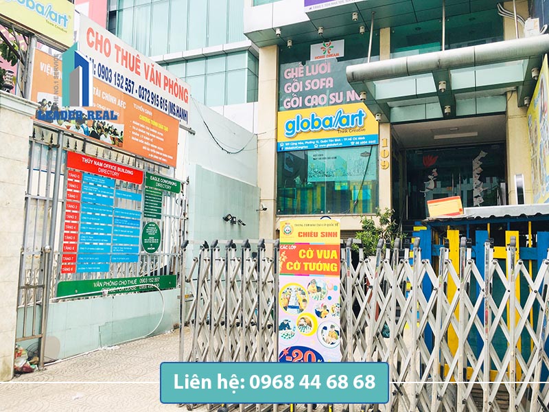 Lối vào tòa nhà cho thuê văn phòng PHL building quận Tân Bình Lối vào tòa nhà cho thuê văn phòng PHL building quận Tân Bình