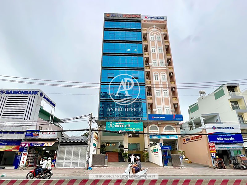 Huna Building