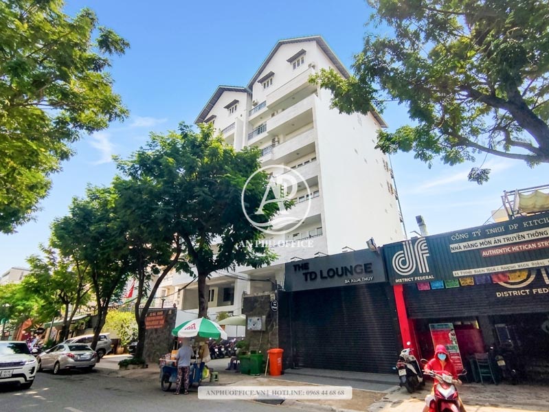 Xuân Thủy Building