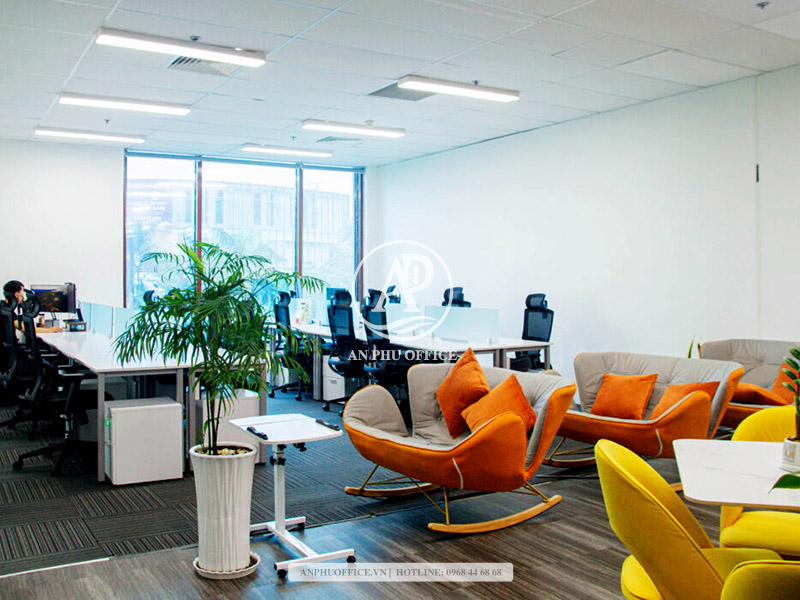 Work Easy - Saigon Paragon