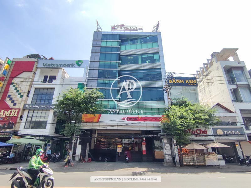 HT Building