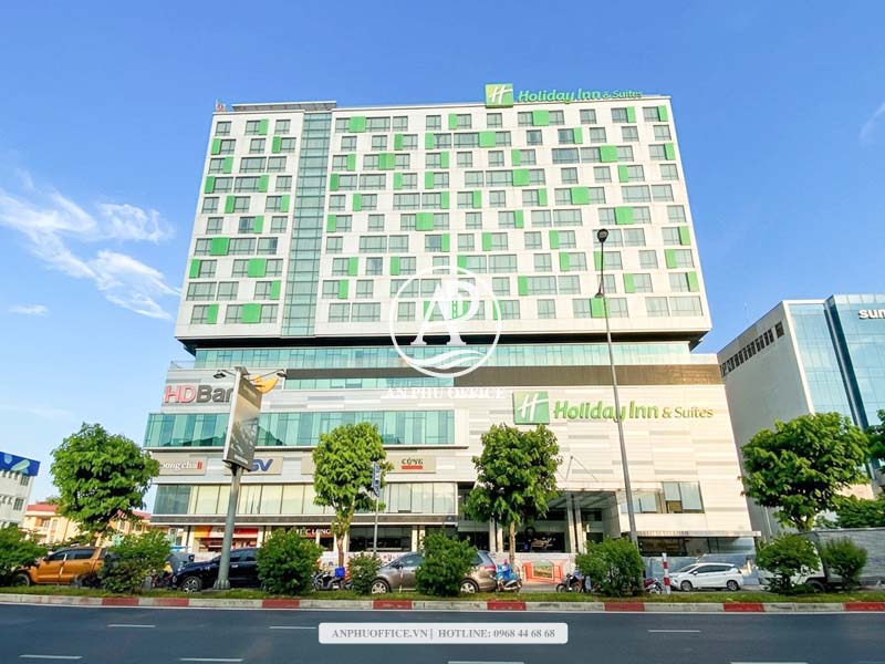 Republic Plaza
