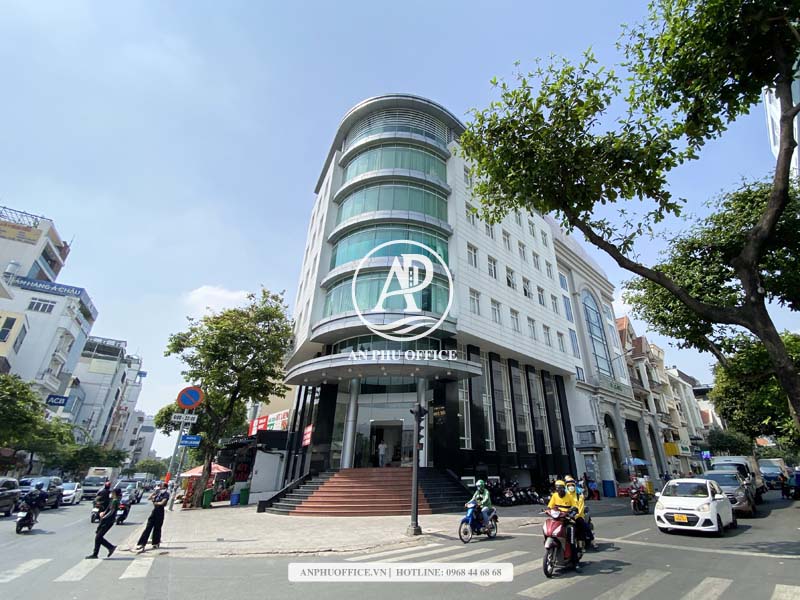Hoàng Triều building